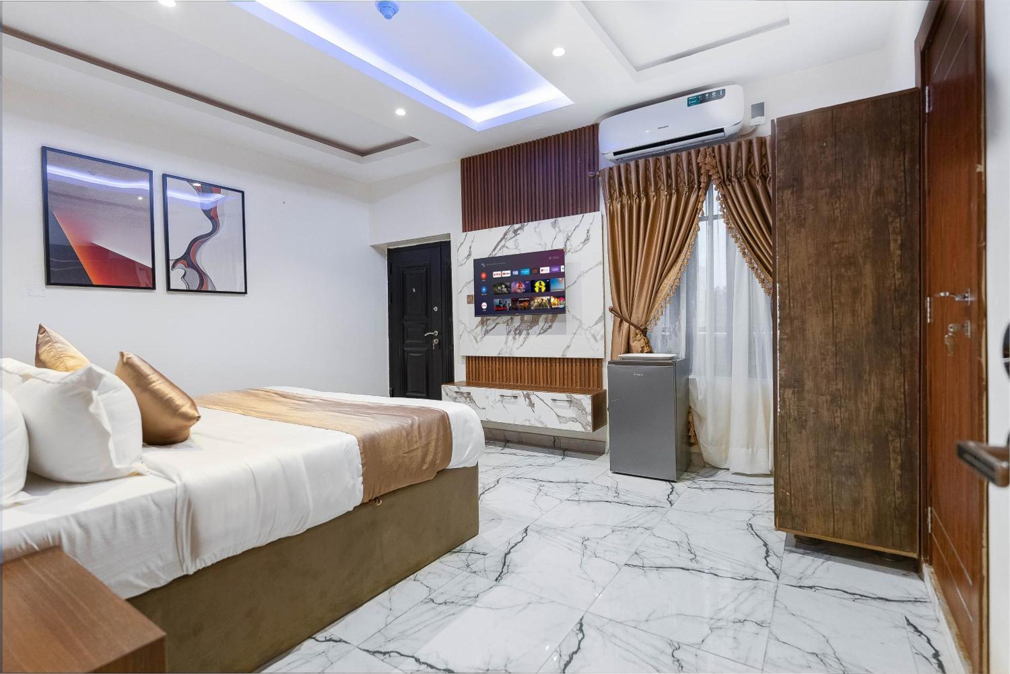 God'S Touch Apartments Remi Fani Kayode Gra. איקג'ה מראה חיצוני תמונה